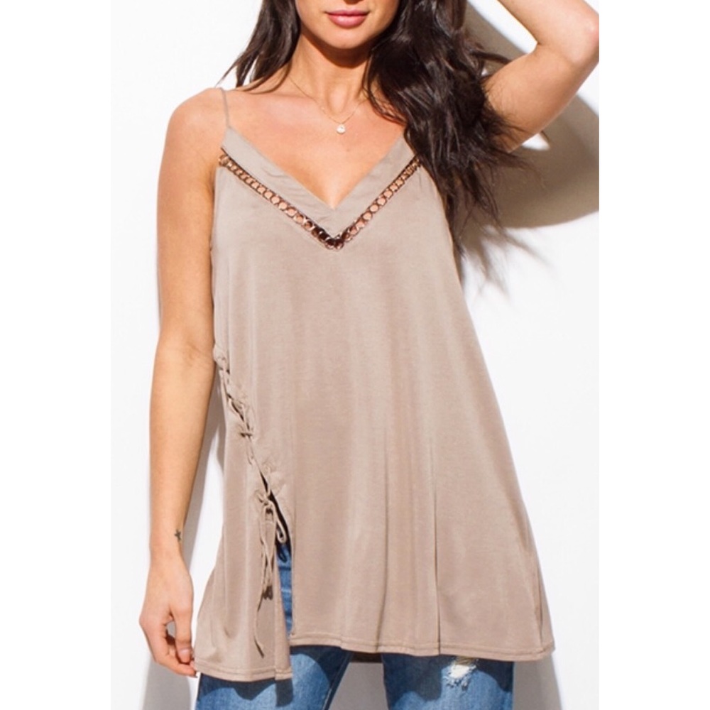 Chained Tank Top - Picture 5 of 5
